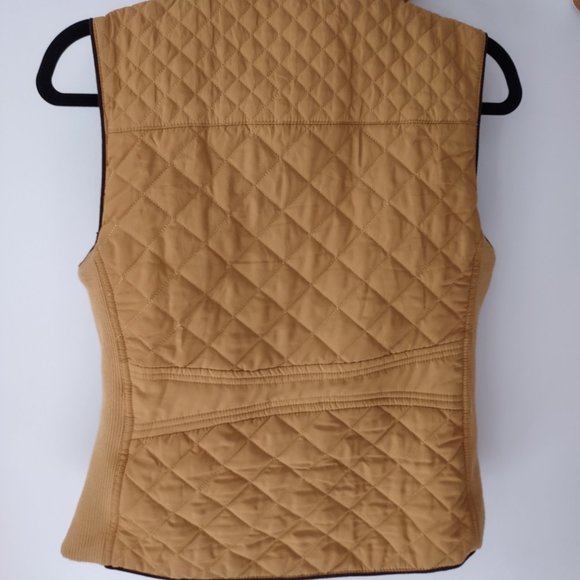 LoveTree Mustard Vest - Picture 4 of 8